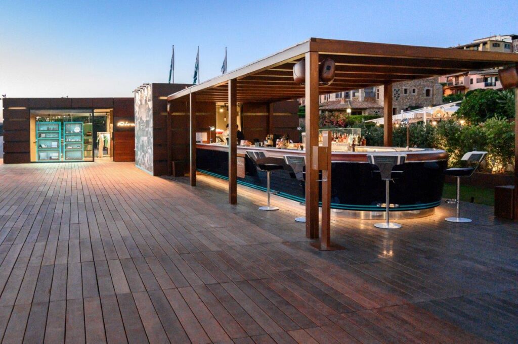 Riva Lounge al Waterfront Costa Smeralda