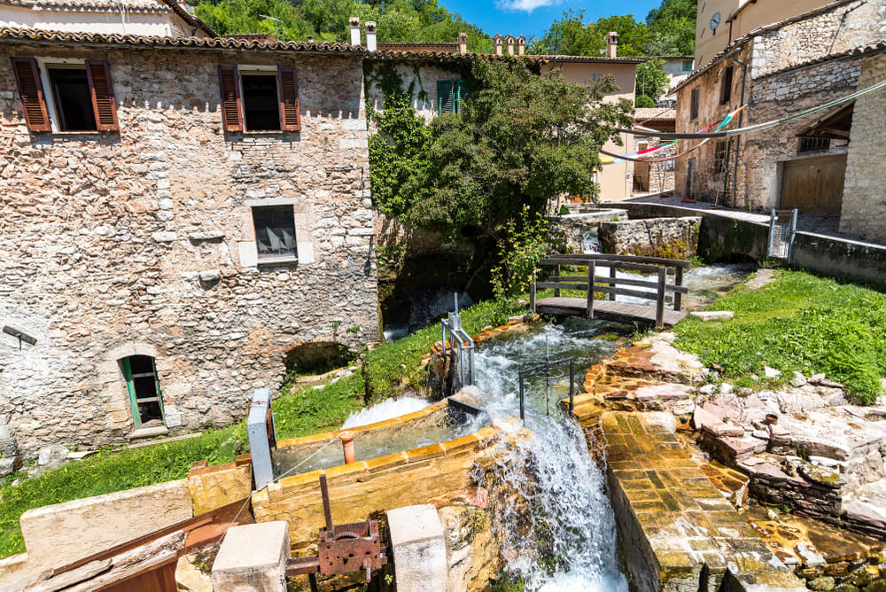 Umbria, alla scoperta del “Borgo delle acque”