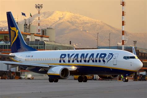 Ryanair si espande a Napoli