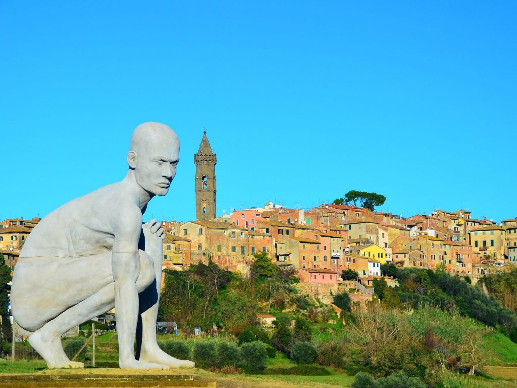 Pensavo Peccioli tre giorni di incontri nel borgo toscano sull'attualità 