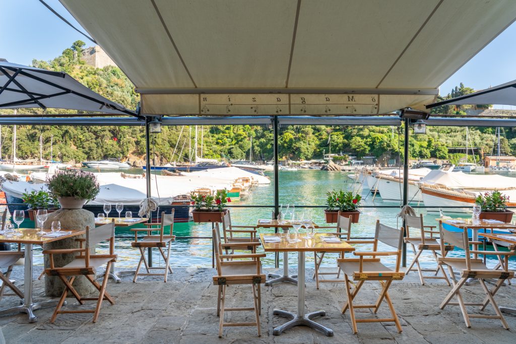 Lo storico ristorante Ö Magazìn di Portofino raddoppia con il bistrot a Santa Margherita. 