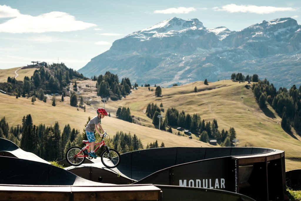 Largo alle bici per il Dolomites Bike Day in Alta Badia