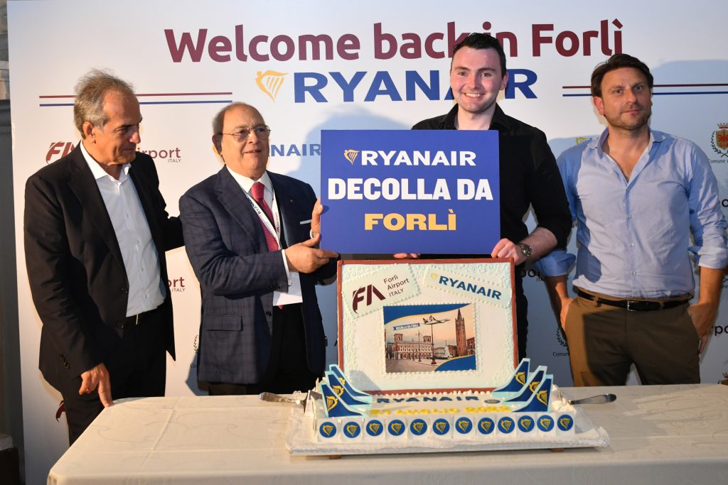 Ryanair riparte da Forlì con due nuove rotte