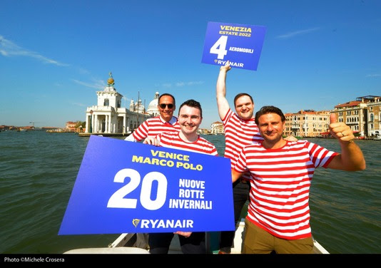 Ryanair annuncia un quarto aeromobile per l’inverno 2022/2023 a Venezia