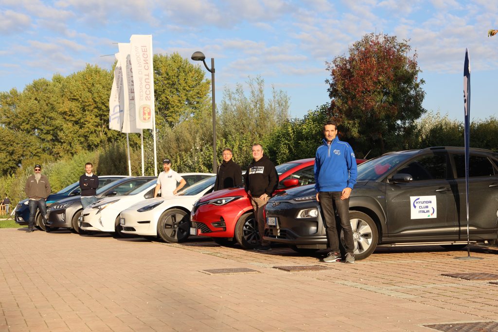 a Ancona parte la 15° edizione della gara di auto che premia il consumo più basso