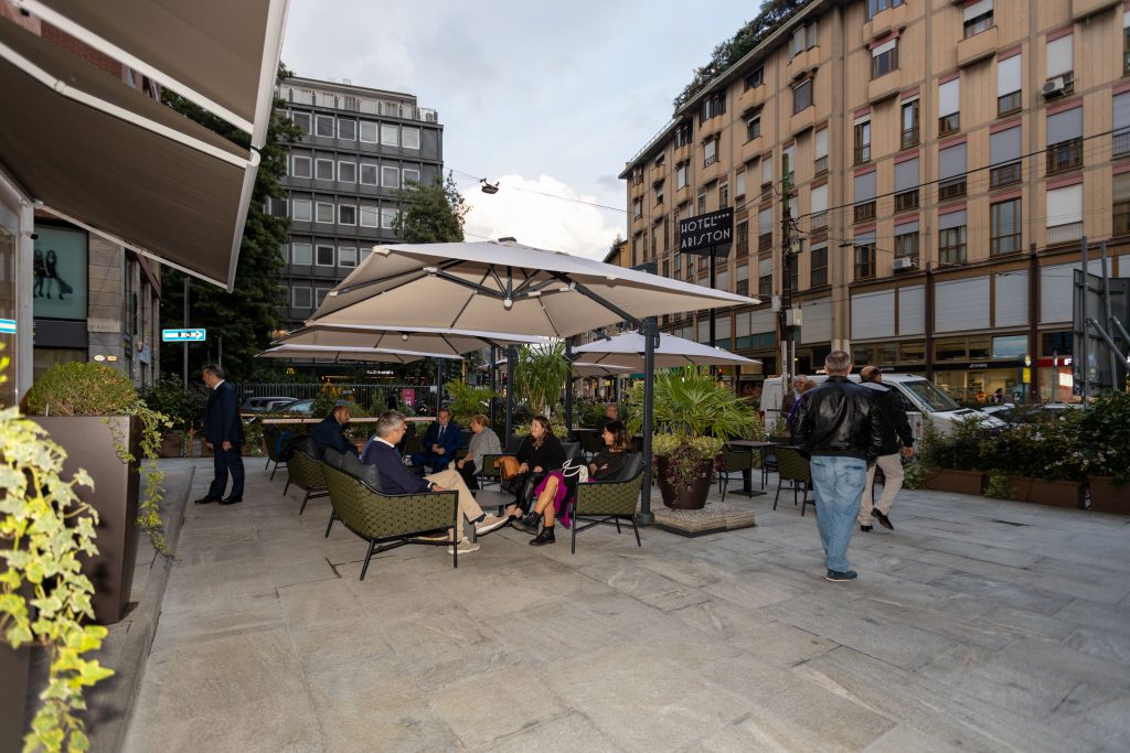 Lo storico Hotel Ariston in centro a Milano si rinnova e riparte