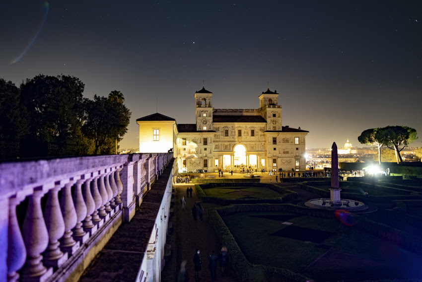 Installazioni, proiezioni e performance per la Notte Bianca 2022 a Villa Medici Roma