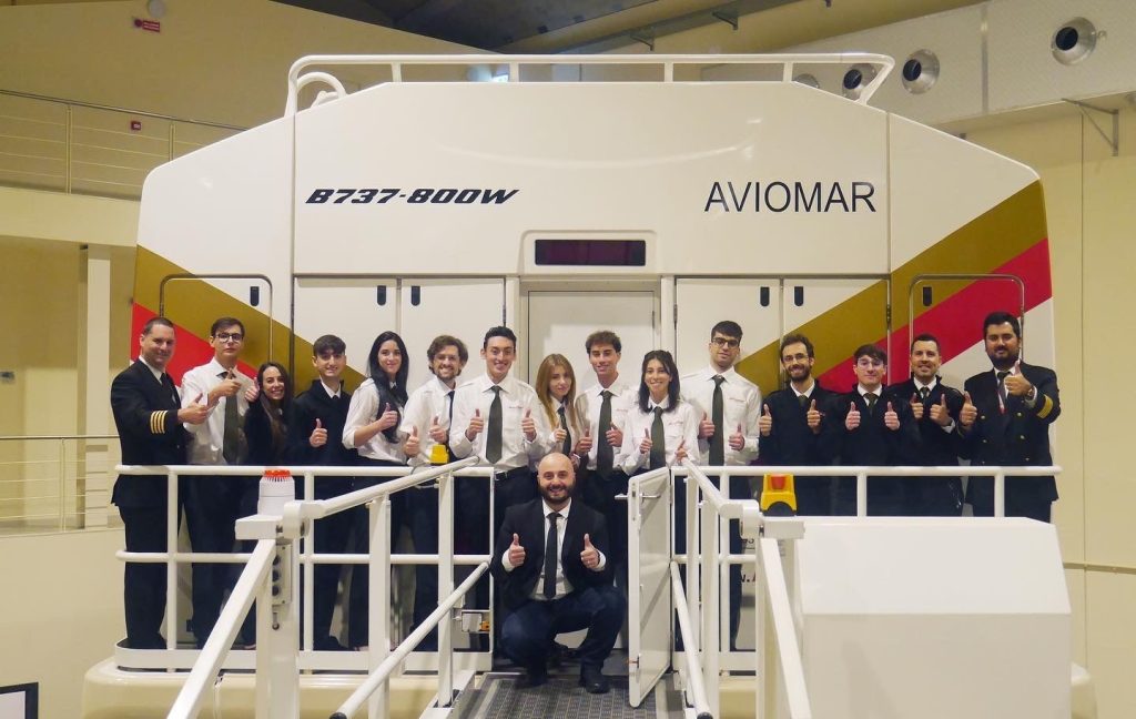 Ryanair da il benvenuto agli allievi piloti presso la Aviomar Flight Academy di Roma