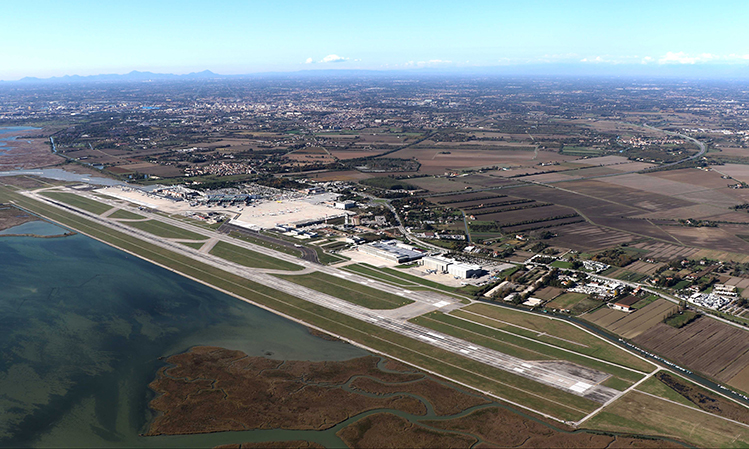 Aeroporto di Venezia: introduzione tassa d’imbarco aeroportuale, un danno per l’economia del territorio