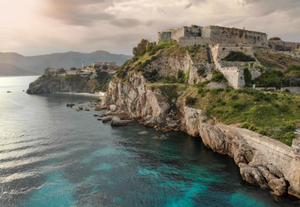 Aperture straordinarie dei musei, escursioni, degustazioni nelle tradizioni del Natale all’Isola d’Elba