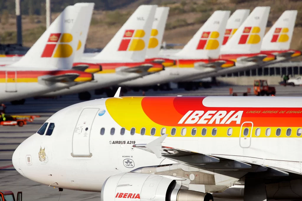 Attori, sportivi, artisti per promuovere la Spagna e per la sicurezza a bordo degli aerei Iberia