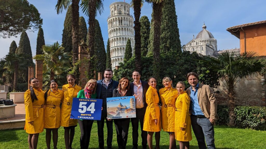 Ryanair rinnova l’accordo a lungo termine con l’Aeroporto di Pisa, nuovo operativo estivo e festeggia 25 anni a Pisa