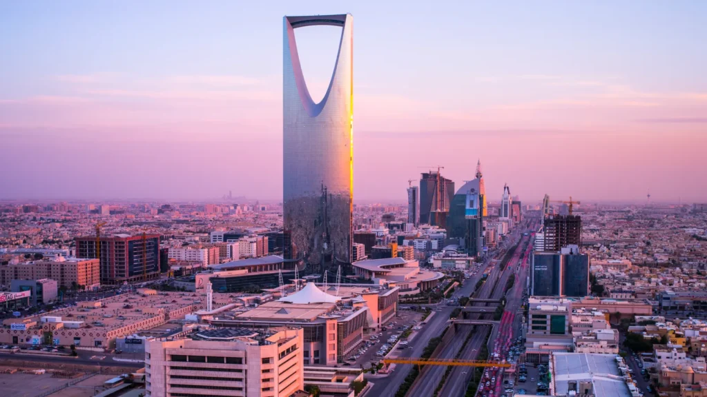 Saudia collega tutto il mondo via Jeddah e Riyadh e invita a scoprire il Paese in occasione di uno scalo