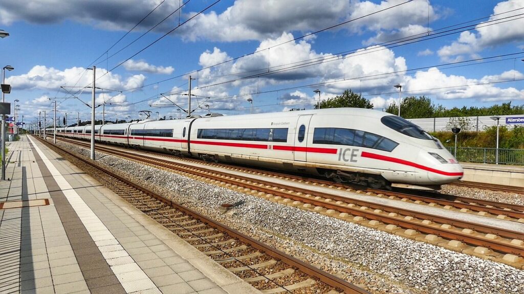 BizAway promuove l’innovazione digitale nel settore viaggi in partnership con Deutsche Bahn