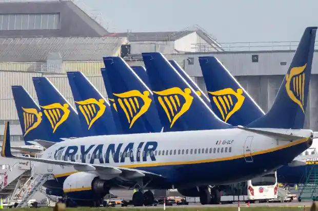 Ryanair costretta a modifiche per la stagione estiva causa ritardi nella consegna nuovi aeromobili B737