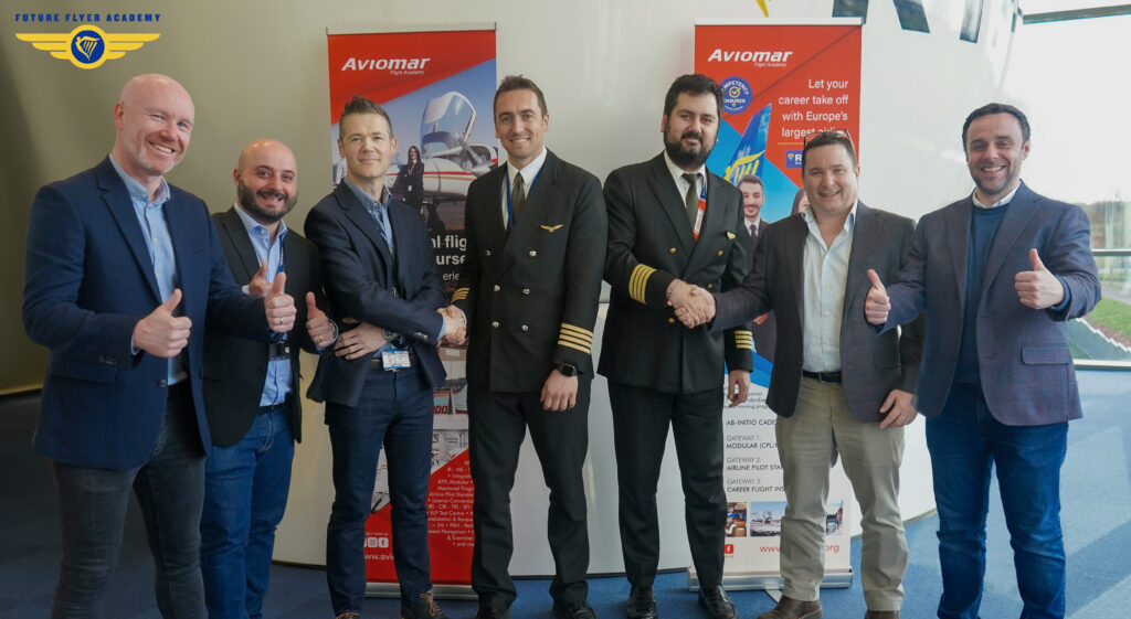 Ryanair ha lanciato “Future Flyer Academy” il suo nuovo programma di formazione per piloti