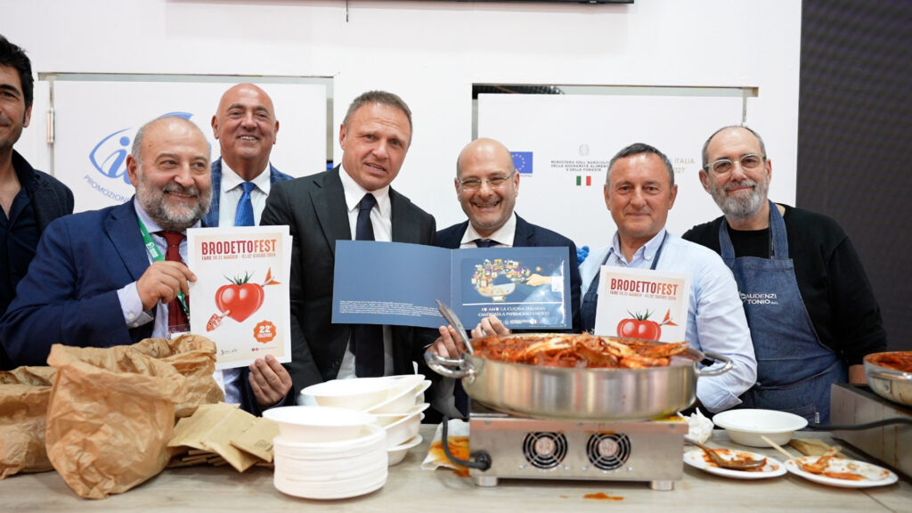 Seafood Expo Global 2024 Barcelona: il Ministro Lollobrigida incontra i protagonisti della filiera ittica italiana