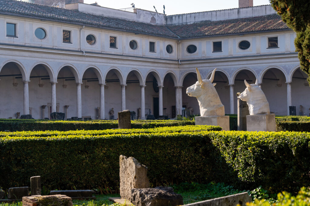 L’ottava testa: il restauro alle Terme di Diocleziano nel Chiostro di Michelangelo Roma