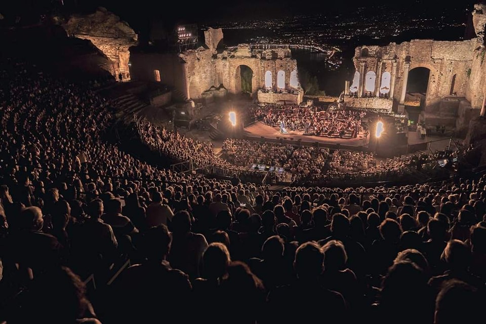 Festival Lirico dei Teatri di Pietra sarà MERAVIGLIA d’Estate 2024 tra le millenarie cavee della Sicilia