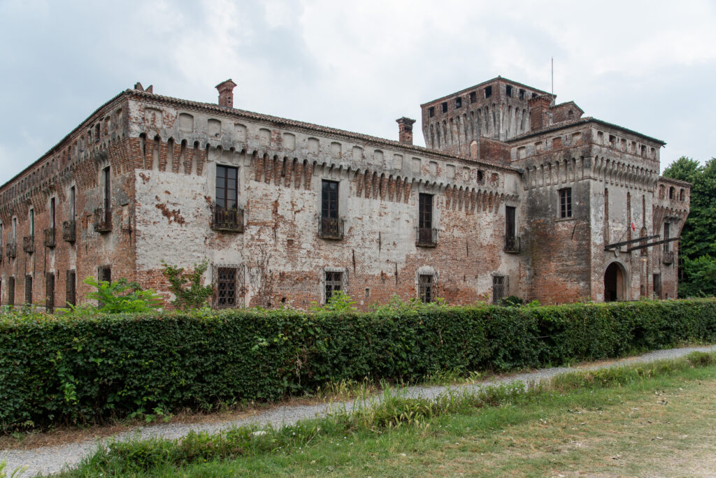 Strade Basse, al Castello di Padernello l’evento cicloturistico per esplorare la Bassa Bresciana