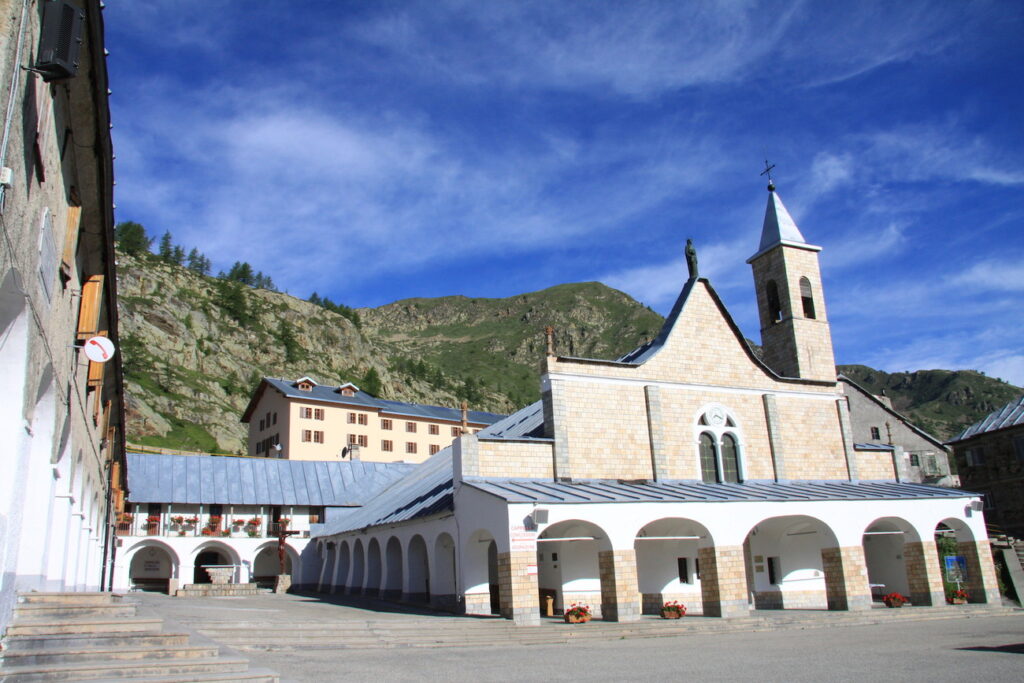 Acqua Sant’Anna in mostra al Santuario di Sant’Anna (CN)