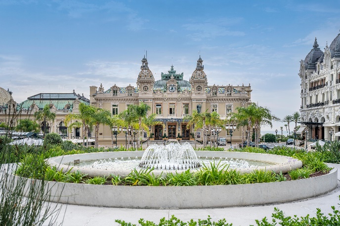 Monte-Carlo Société des Bains sale sulle Crociere di lusso Crystal