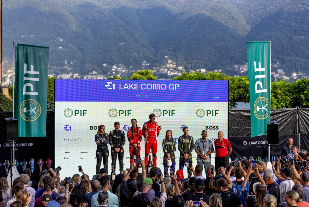 A Villa d’Este conclusa la tappa del primo circuito mondiale di barche elettriche da corsa