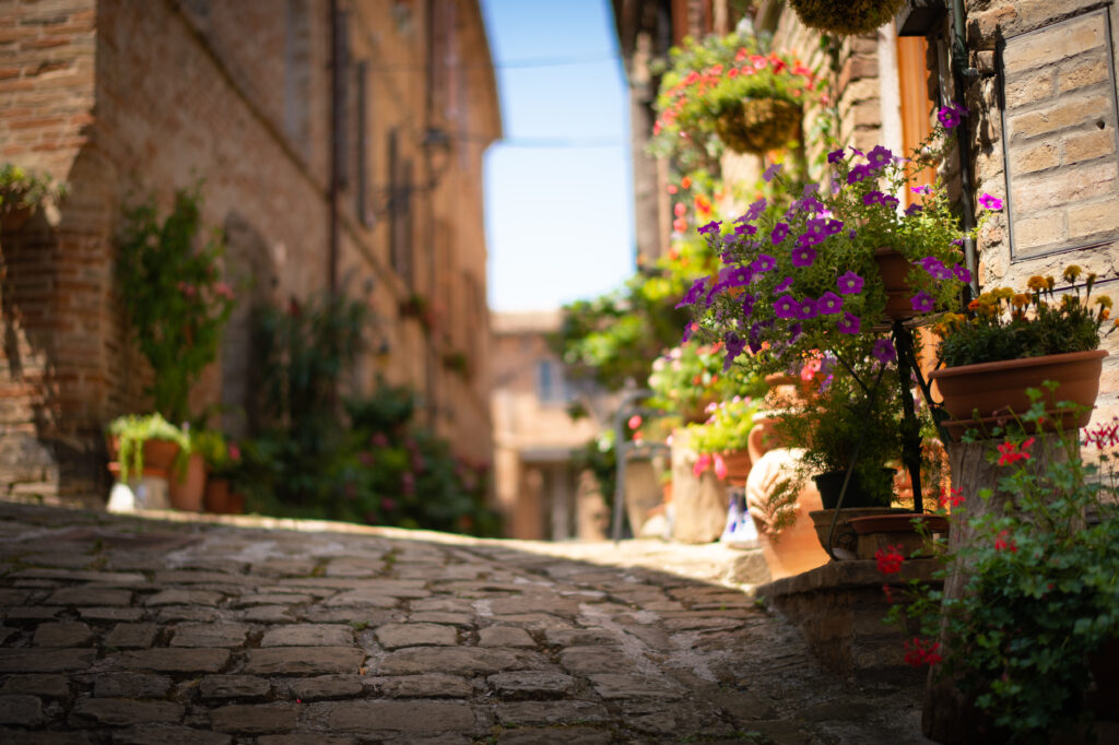 Marche: sagre, concerti, escursioni e notti sotto le stelle nei borghi dei monti Sibillini di Ascoli Piceno e Fermo