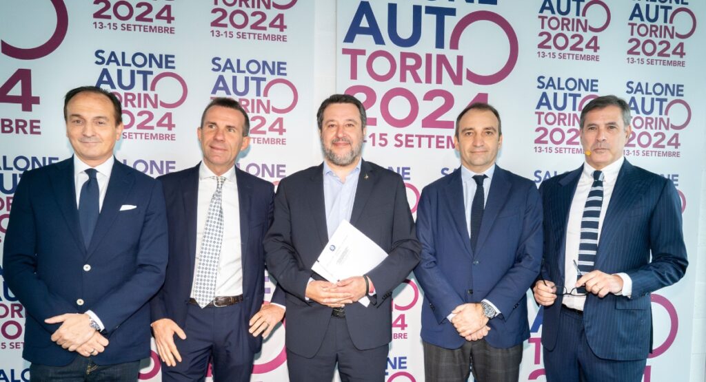 Salone Auto Torino 2024 tutti i nomi dei capolavori dei designer esposti e in sfilata, agevolazioni Frecciarossa