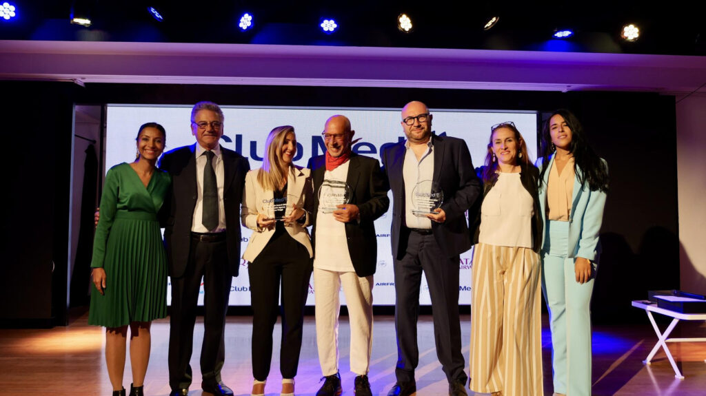 Club Med premia le migliori agenzie partner del 2024 alla Convention Trident Club sul veliero Club Med 2