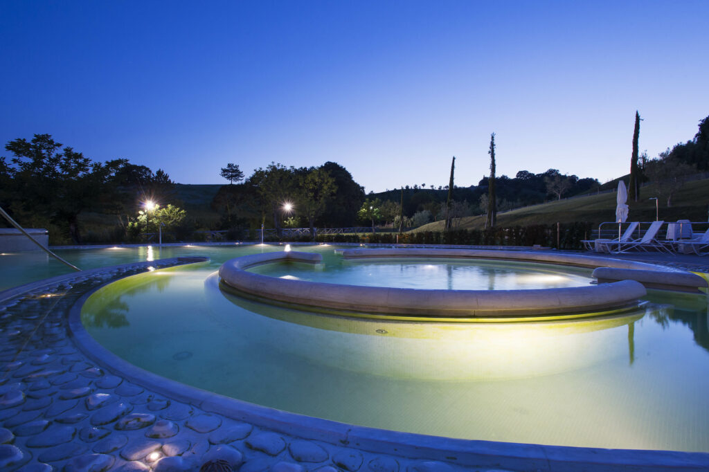 Terme di Chianciano con la magia dei Bagni di Notte ospitano Girogustando, per un viaggio tra benessere e gusto