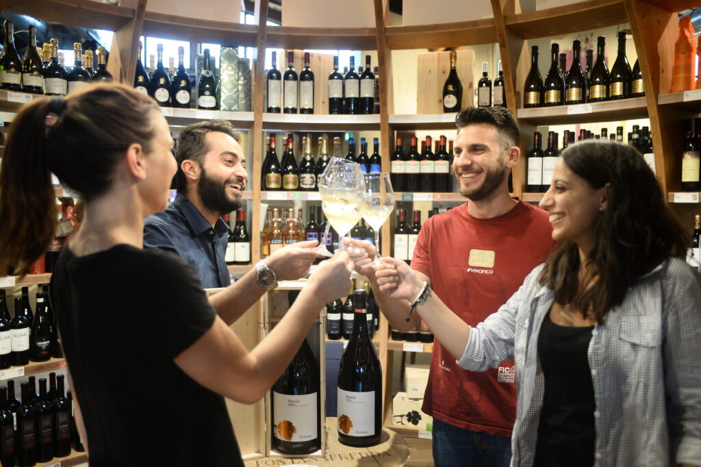 Portici di Vino a Grand Tour Italia  Bologna degustazioni illimitate di vini da tutta Italia