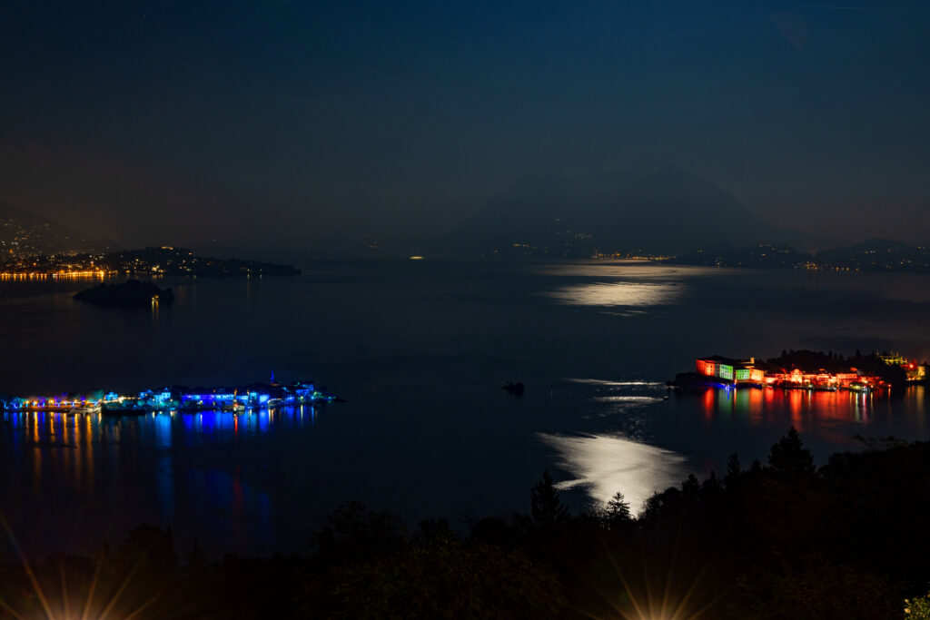 L’Isola Bella e L’Isola dei Pescatori nel Golfo Borromeo del Lago Maggiore saranno “isole di luce – the circle of lights”